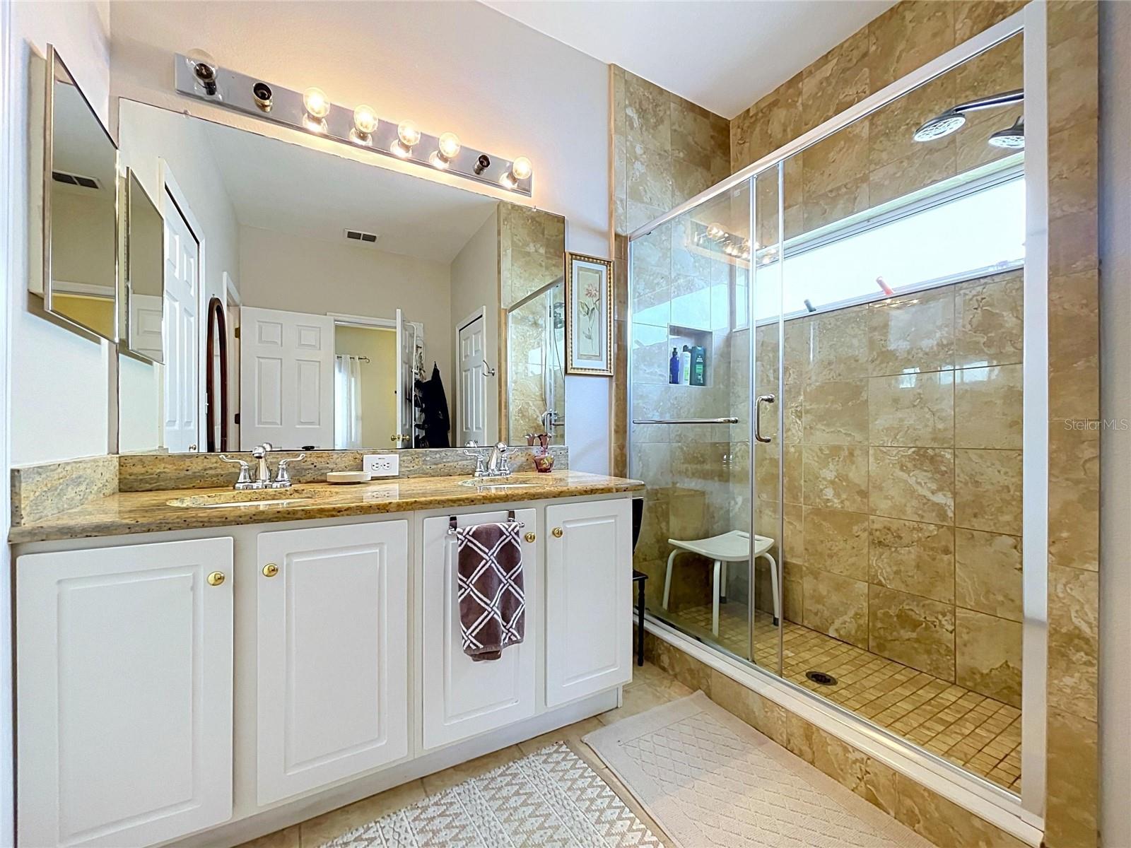NORTHWOOD - Residential
