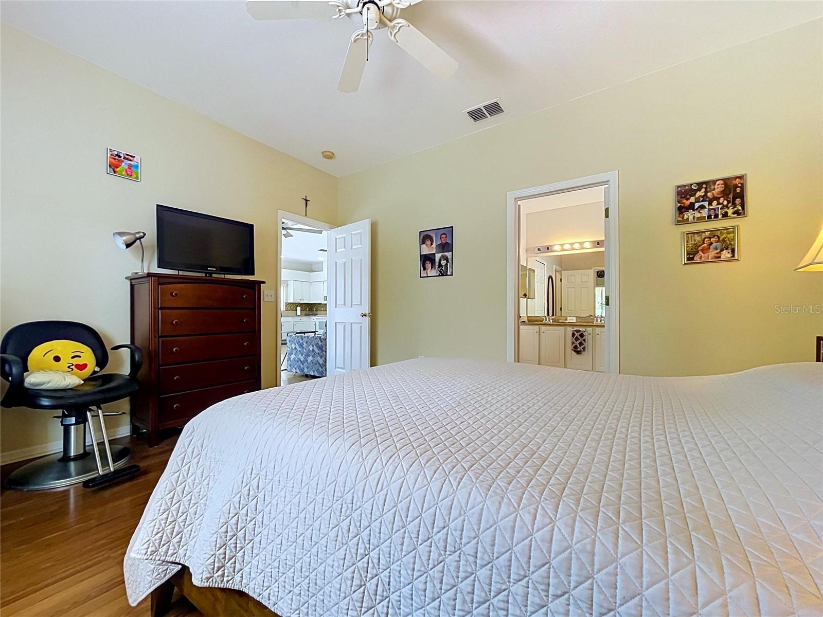 NORTHWOOD - Residential