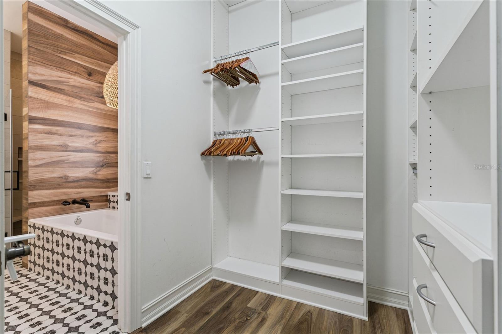 BALDWIN PARK UNIT 1 - Residential