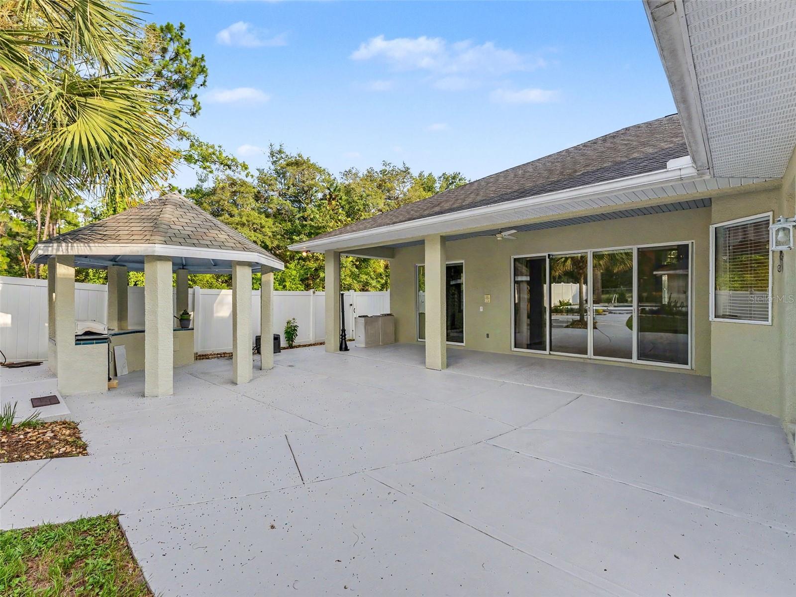 PINE RIDGE UNIT 03 - Residential