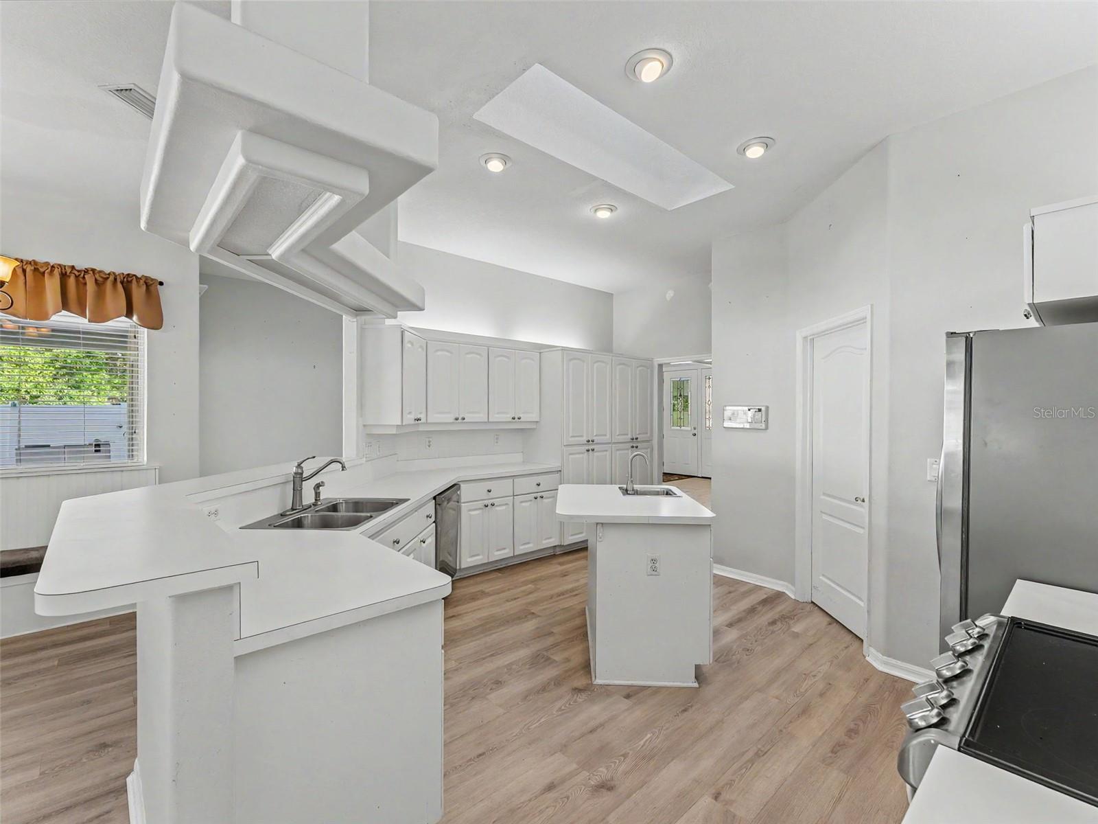 PINE RIDGE UNIT 03 - Residential