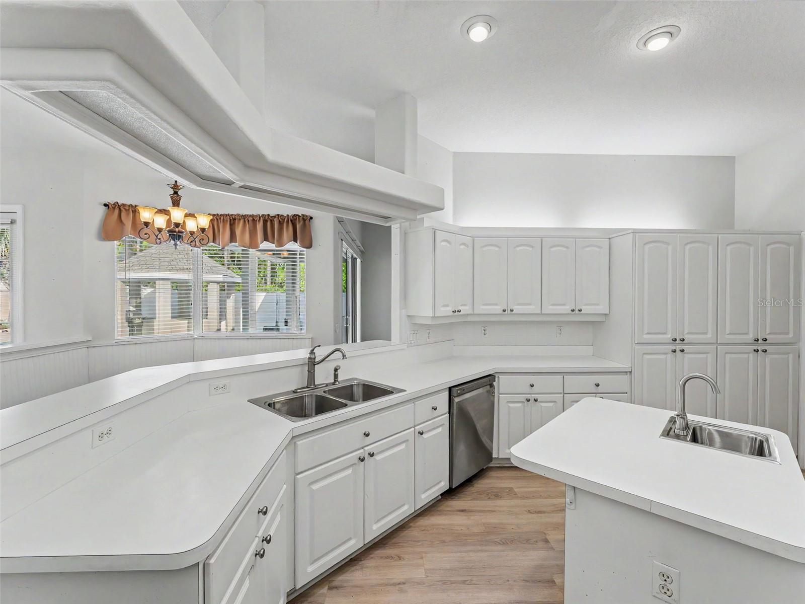 PINE RIDGE UNIT 03 - Residential