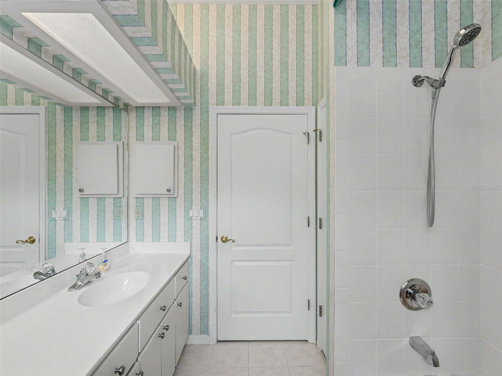 PINE RIDGE UNIT 03 - Residential