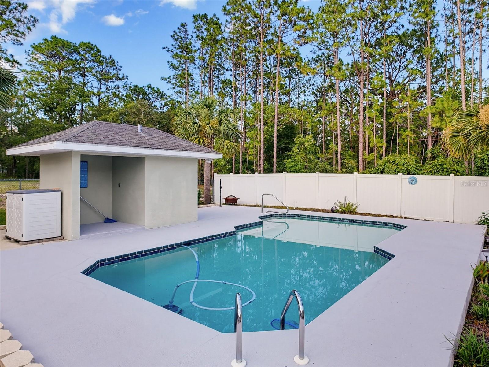 PINE RIDGE UNIT 03 - Residential