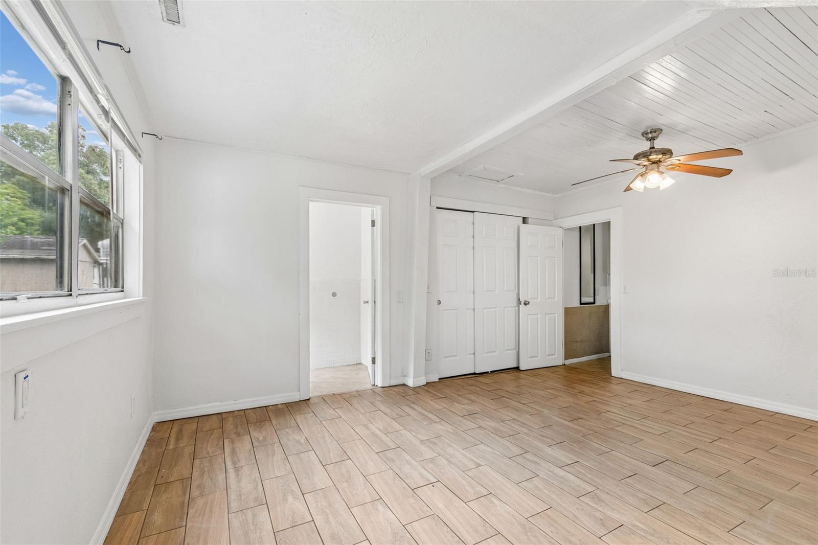 LAKEVIEW HEIGHTS - Residential