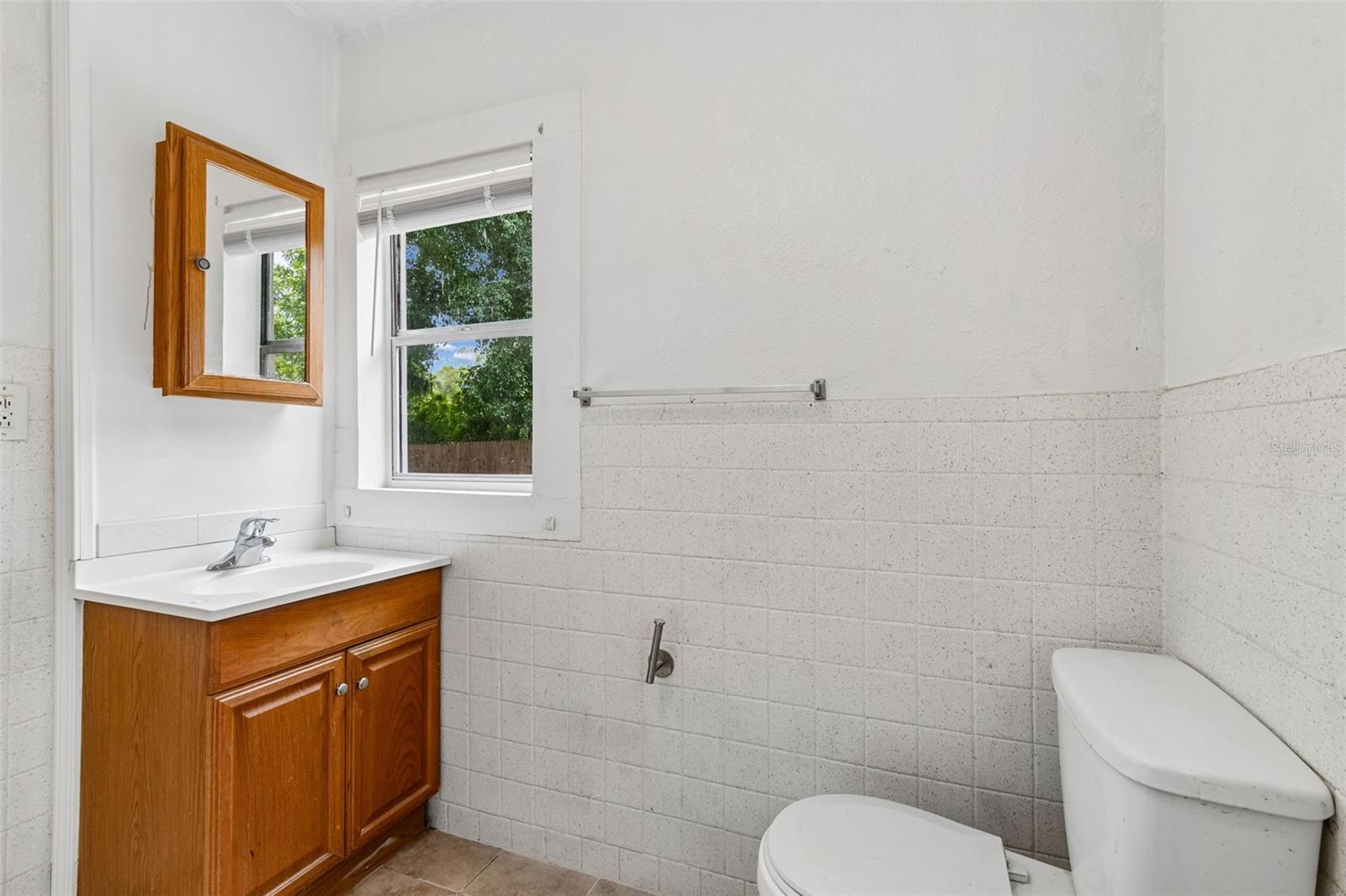 LAKEVIEW HEIGHTS - Residential