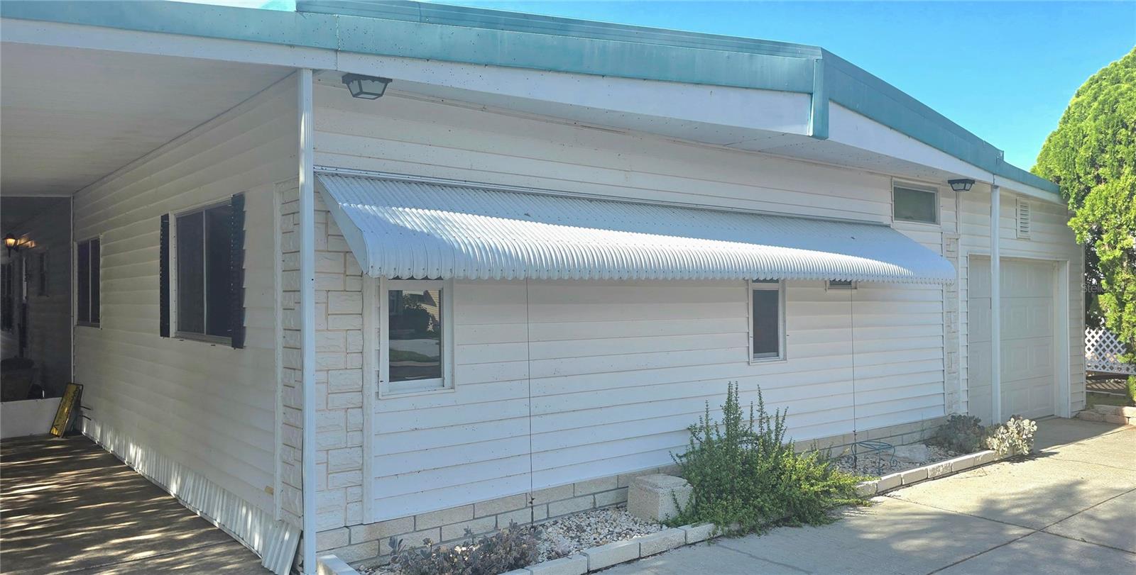 LAKE TARPON MOBILE HOME VILLAGE - Residential