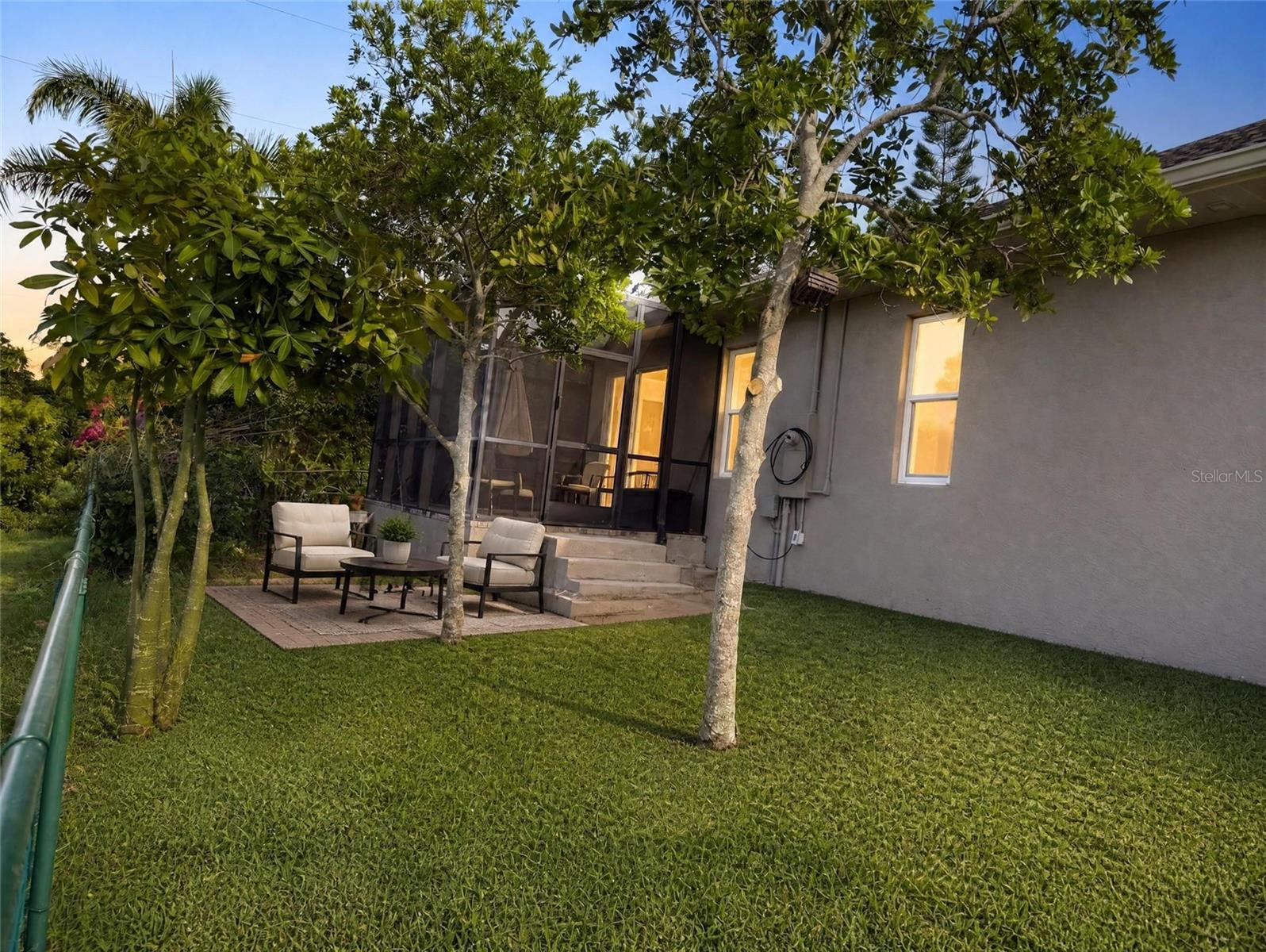 SOUTH VENICE - Residential