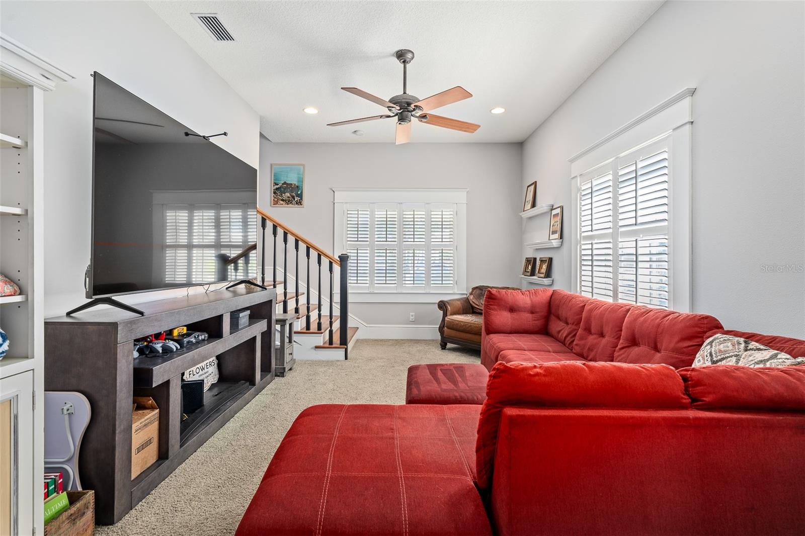 HICKORY LANE - Residential