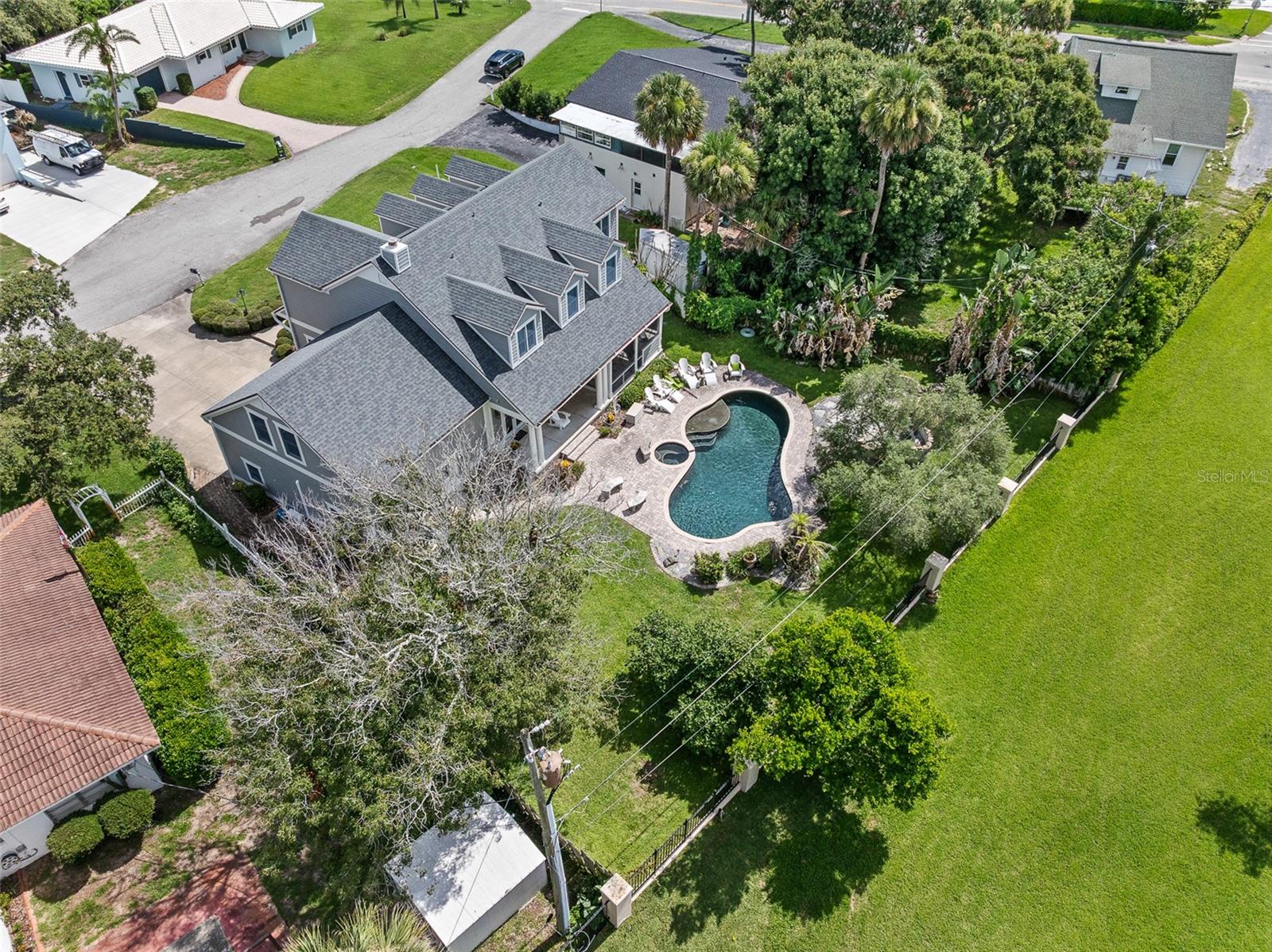 HICKORY LANE - Residential