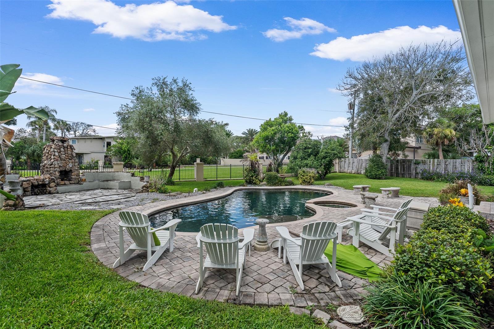HICKORY LANE - Residential