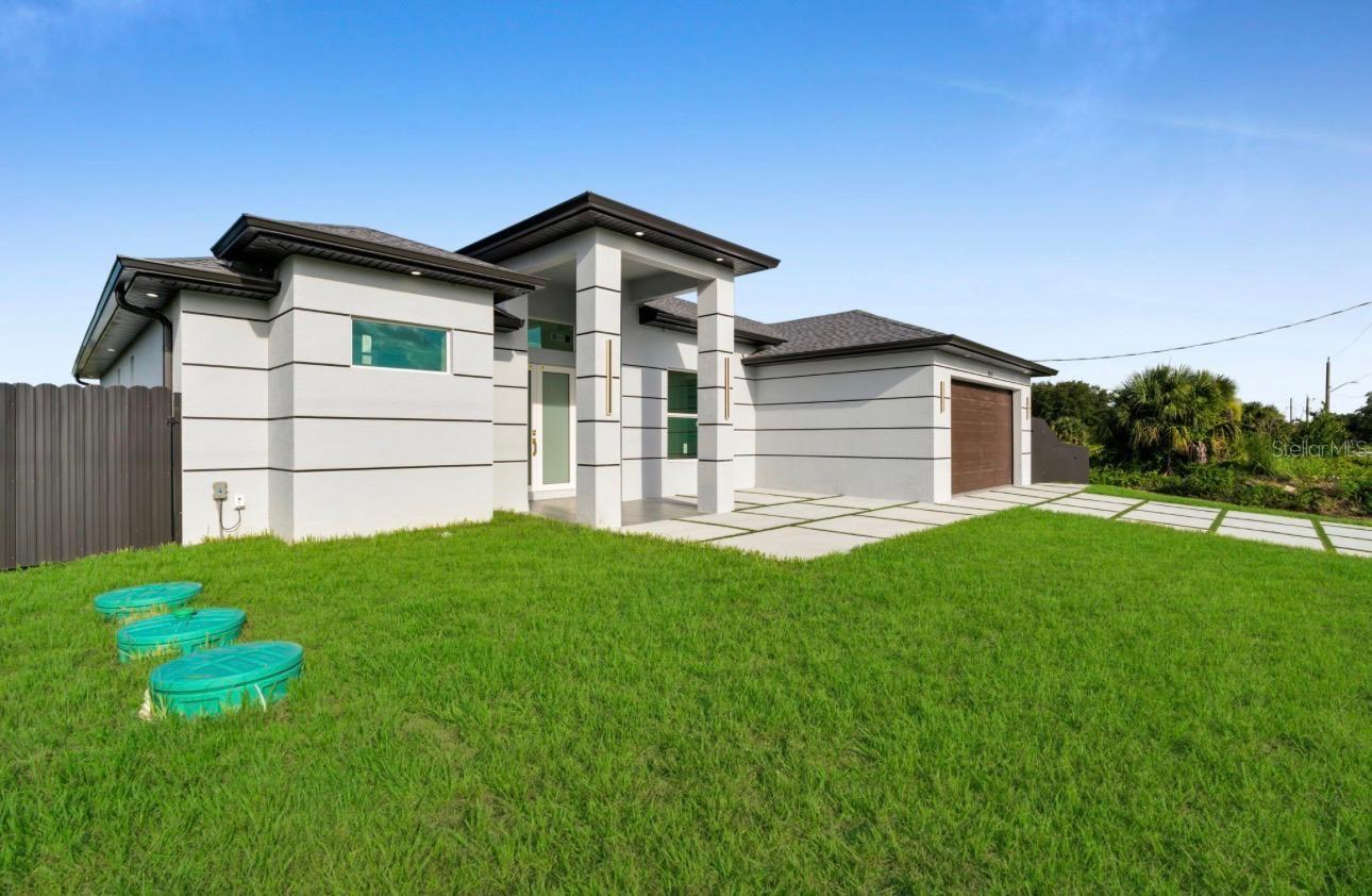 LEHIGH ACRES - Residential