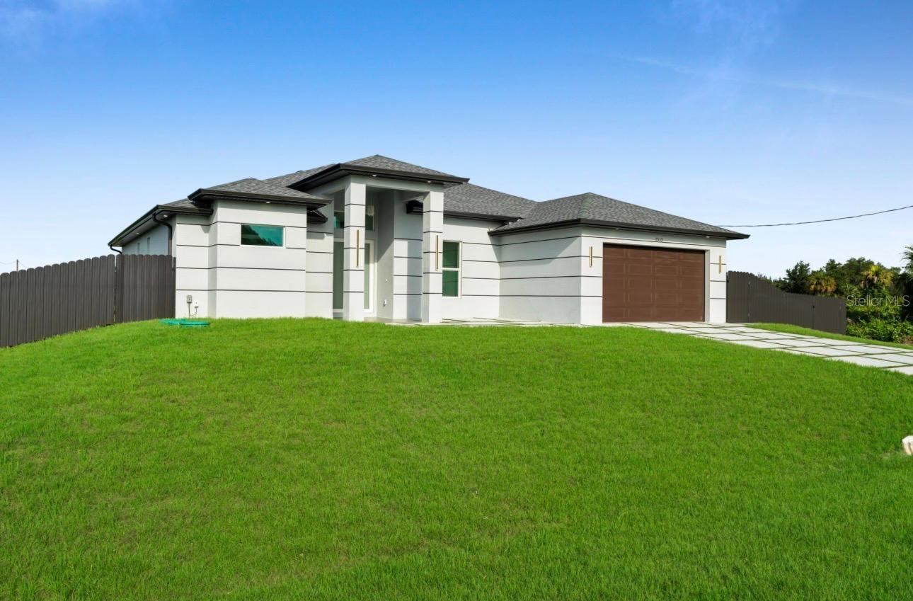 LEHIGH ACRES - Residential