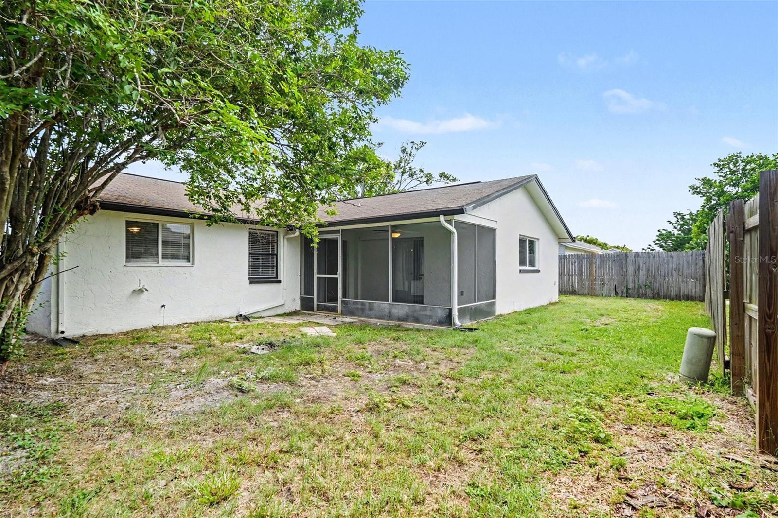 EMBASSY HILLS - Residential