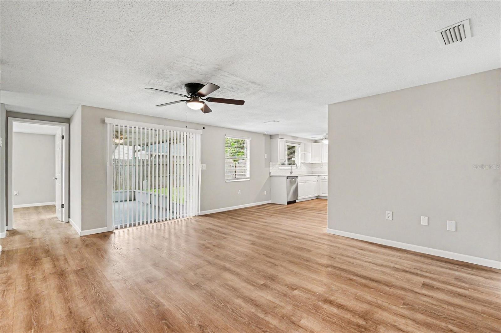 EMBASSY HILLS - Residential
