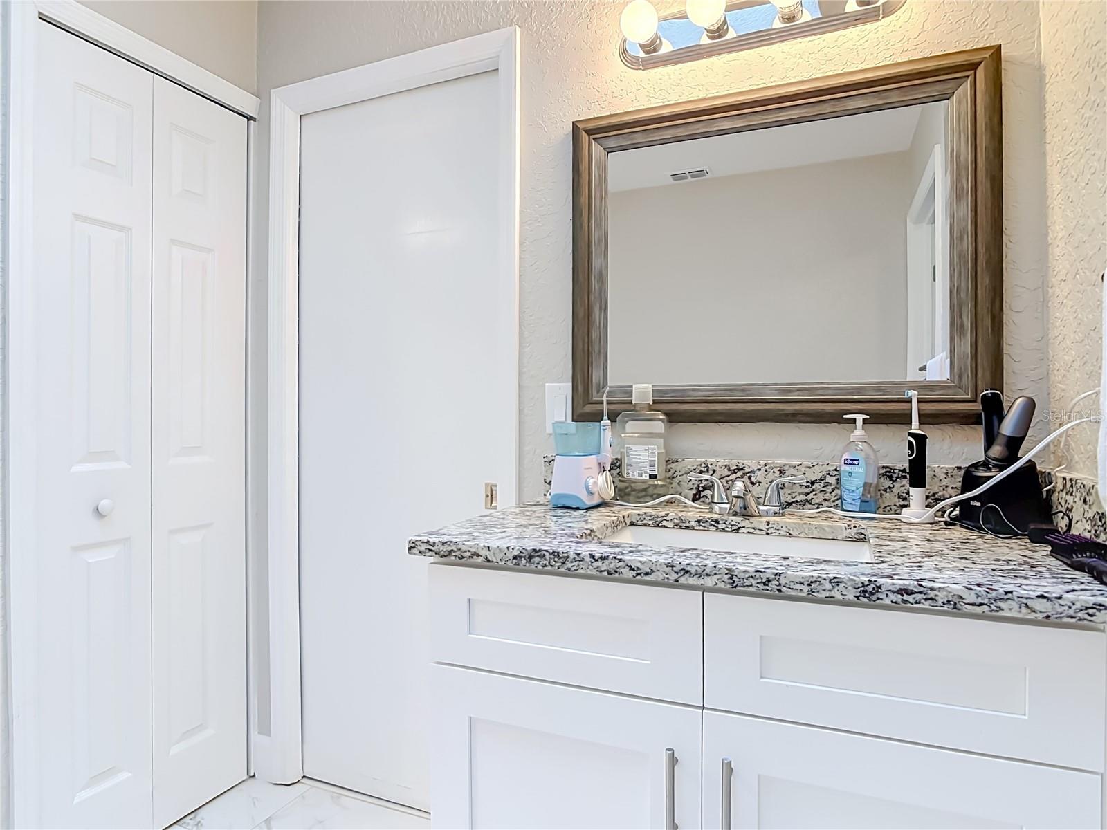 GLEN OAKS - Residential