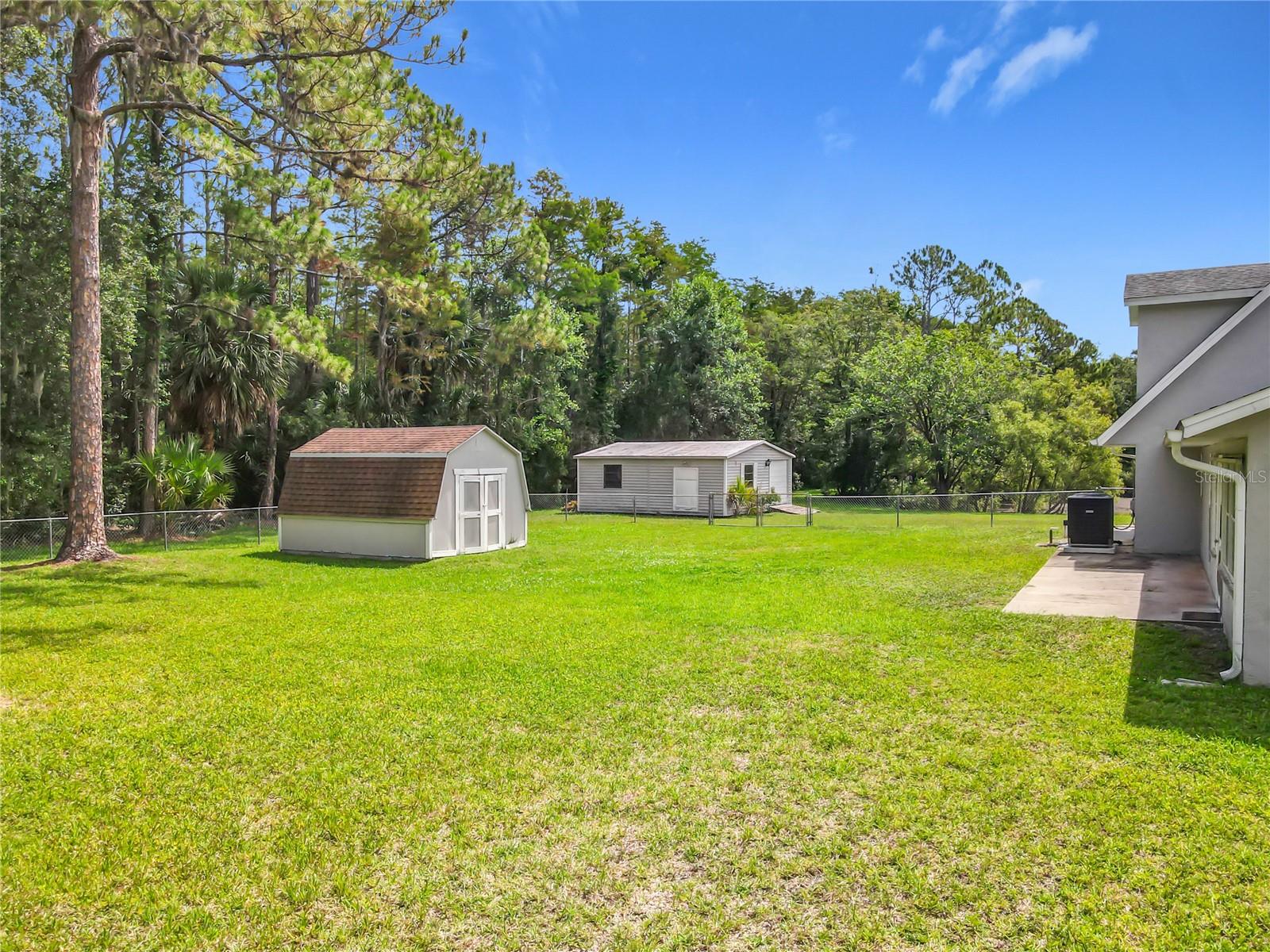GLEN OAKS - Residential