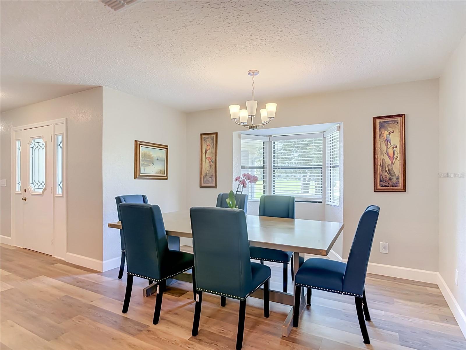 GLEN OAKS - Residential