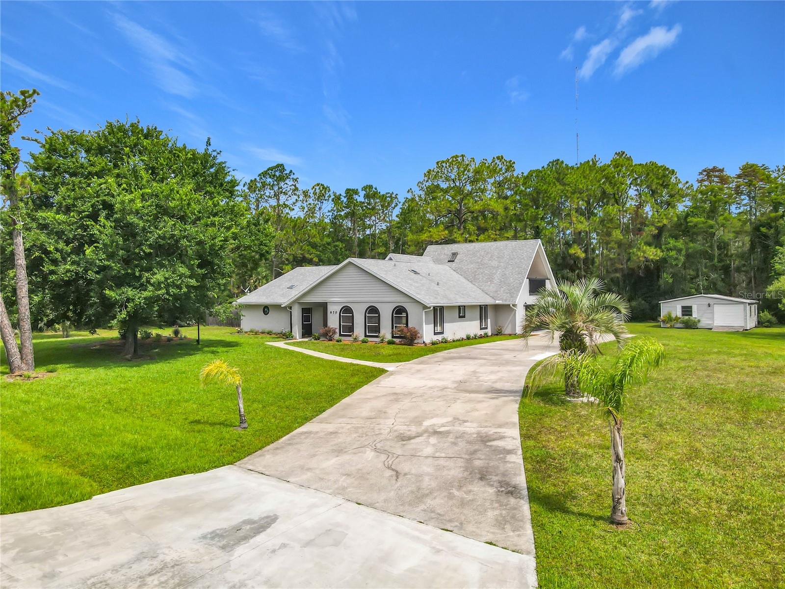 GLEN OAKS - Residential