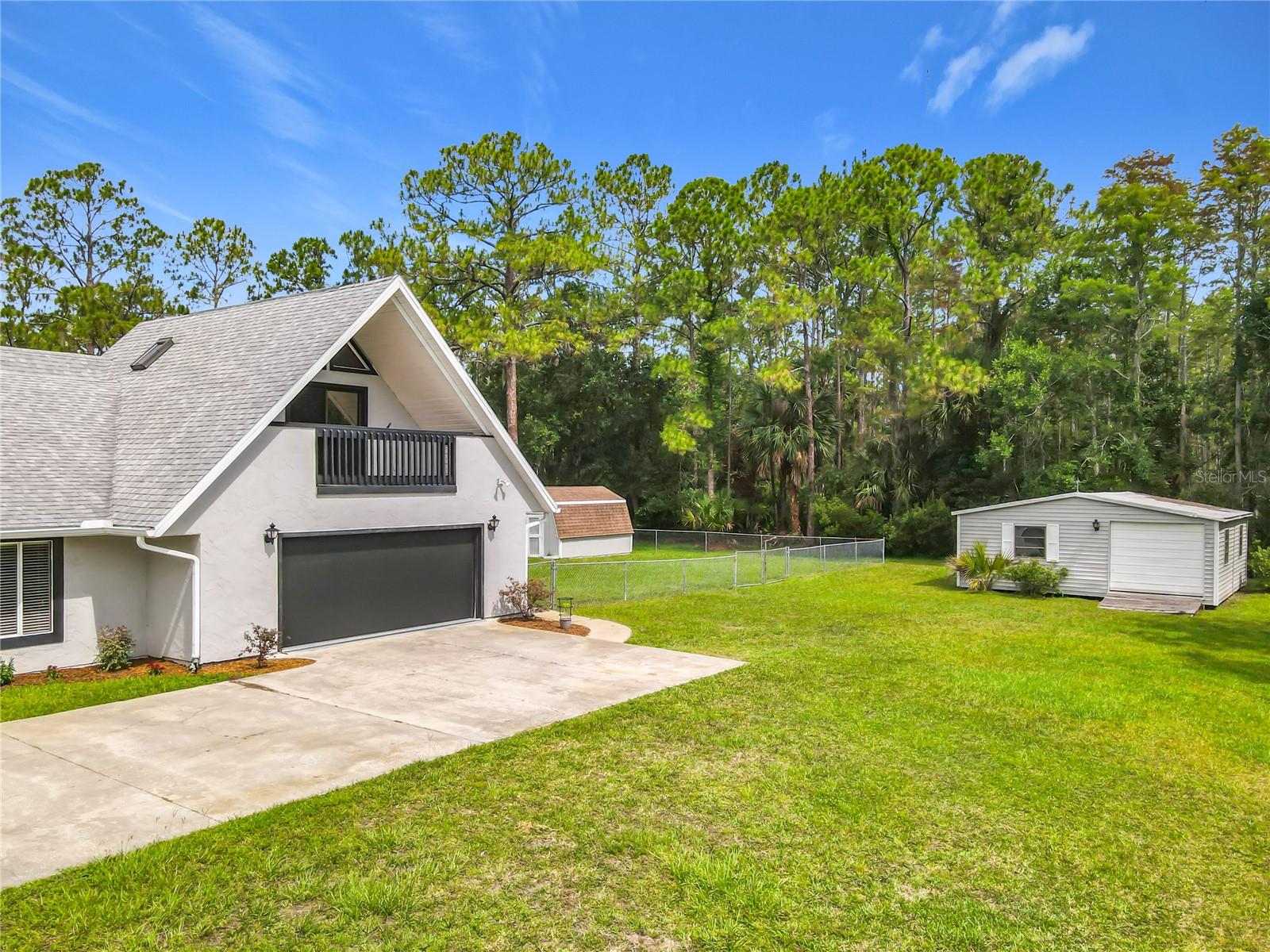 GLEN OAKS - Residential