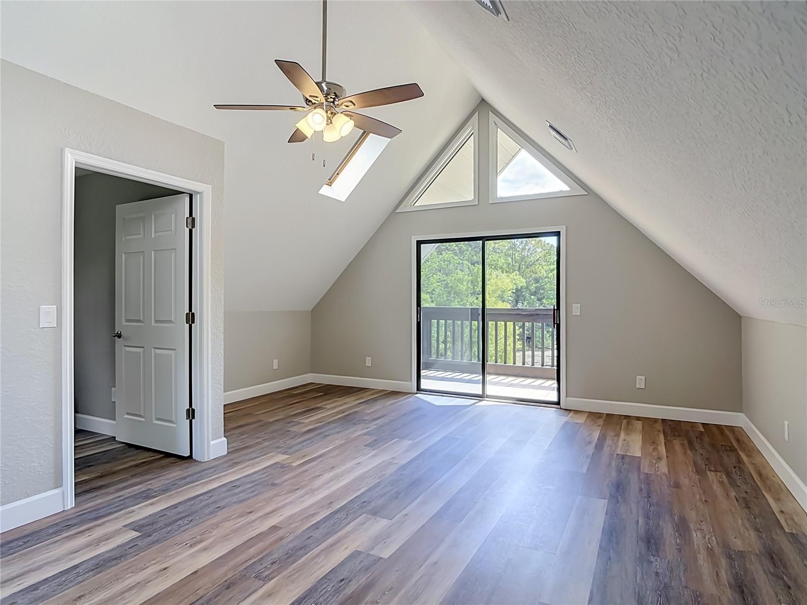 GLEN OAKS - Residential