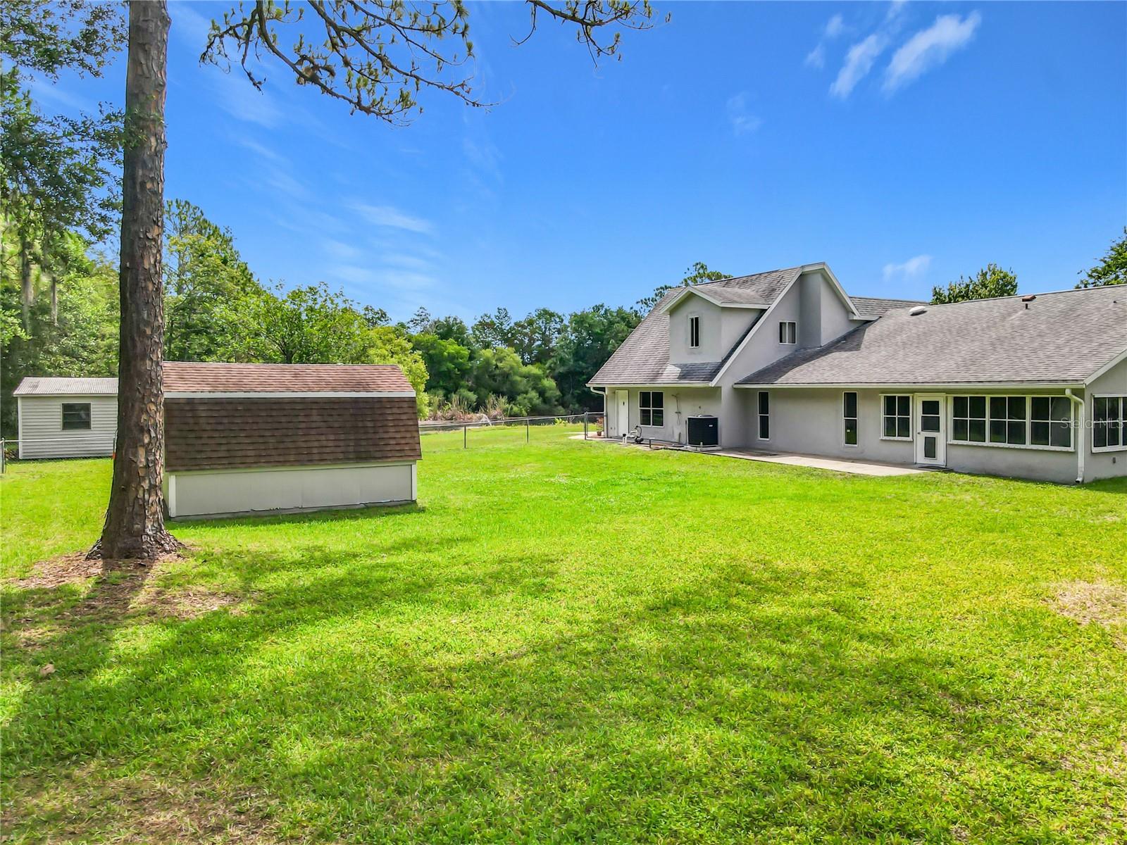 GLEN OAKS - Residential