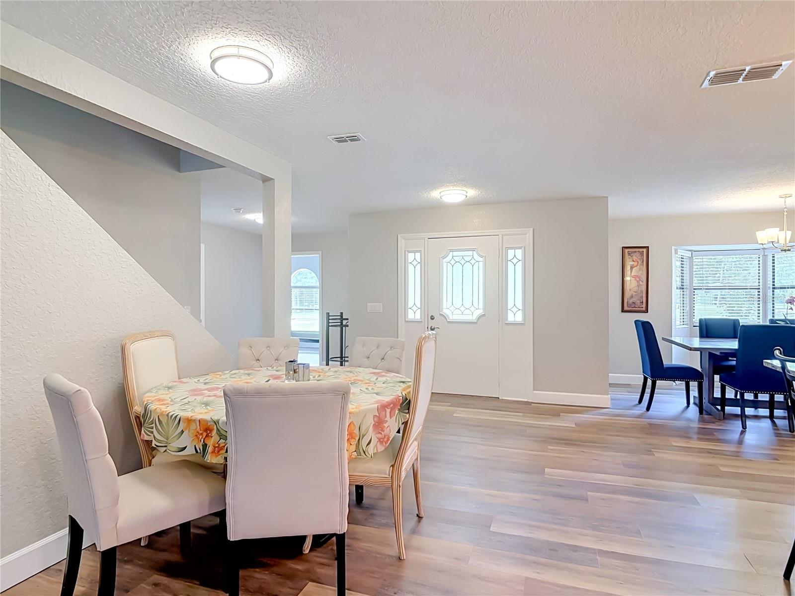 GLEN OAKS - Residential