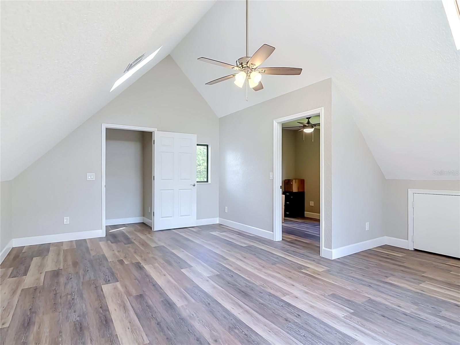 GLEN OAKS - Residential
