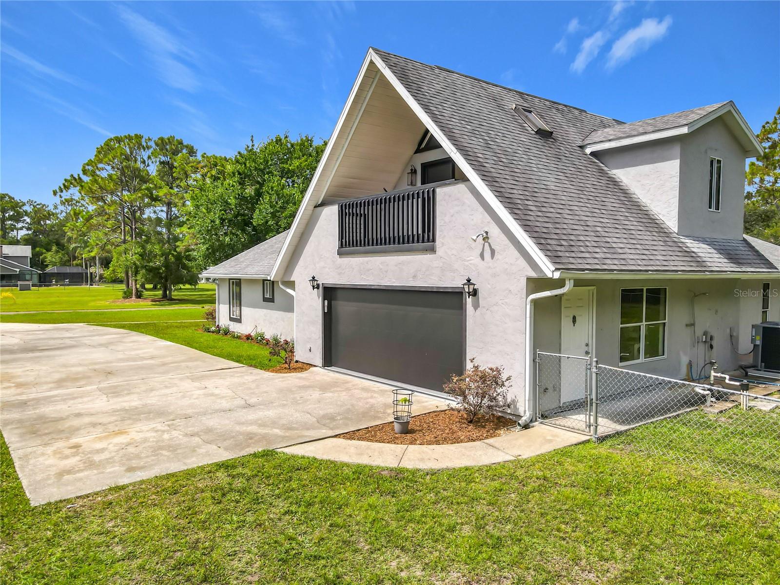 GLEN OAKS - Residential