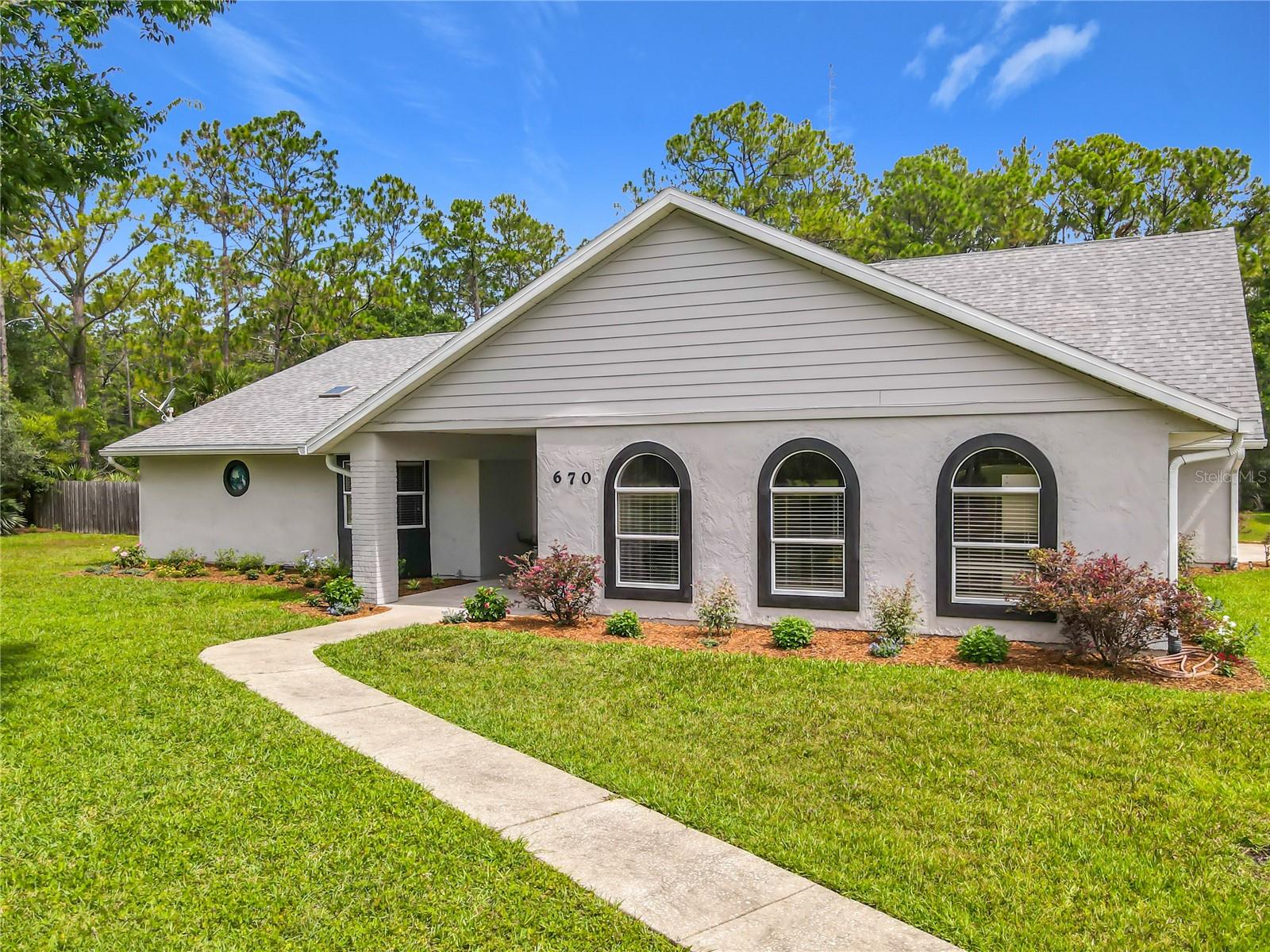 GLEN OAKS - Residential