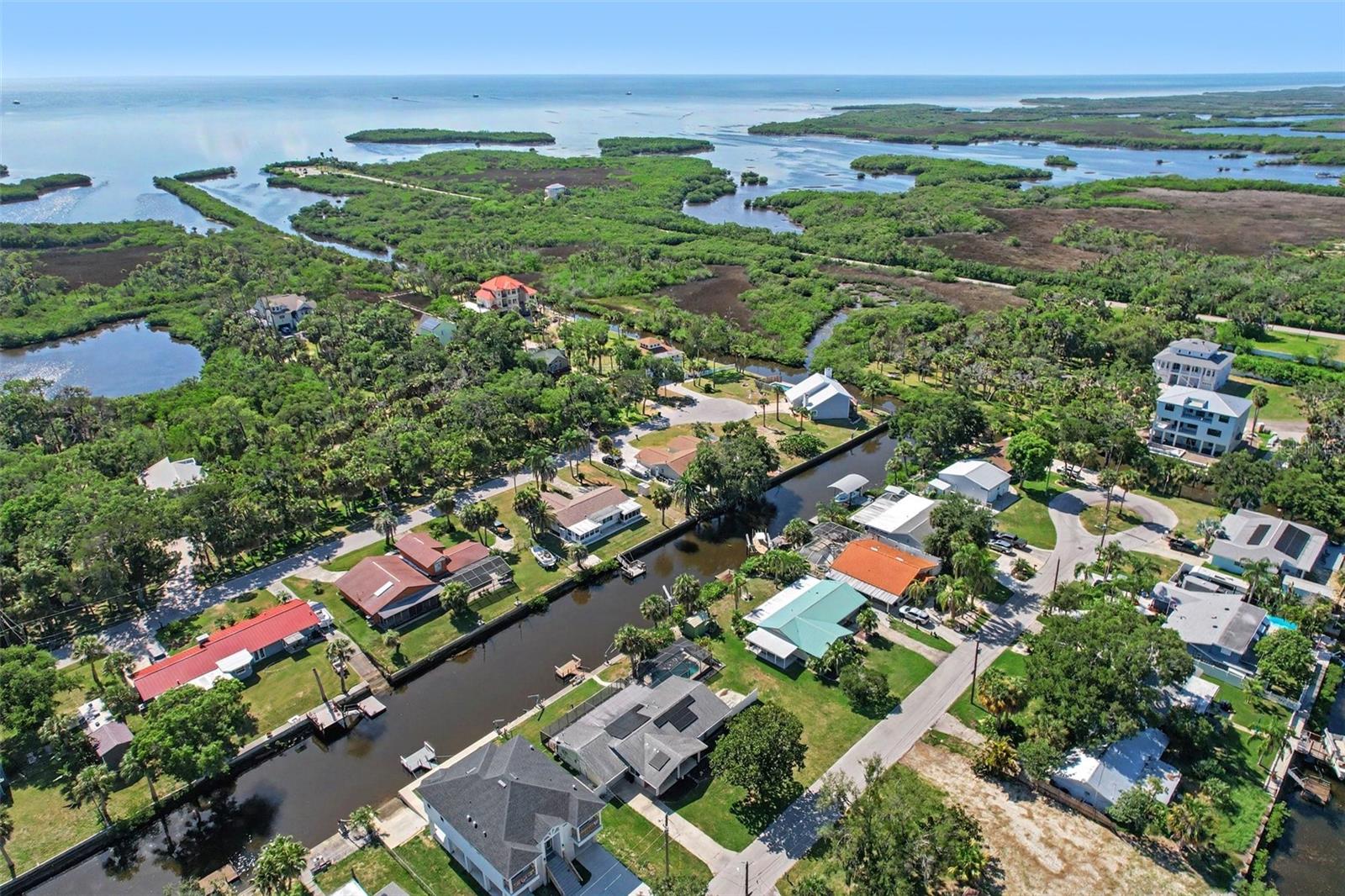 MARTHAS VINEYARD - Residential