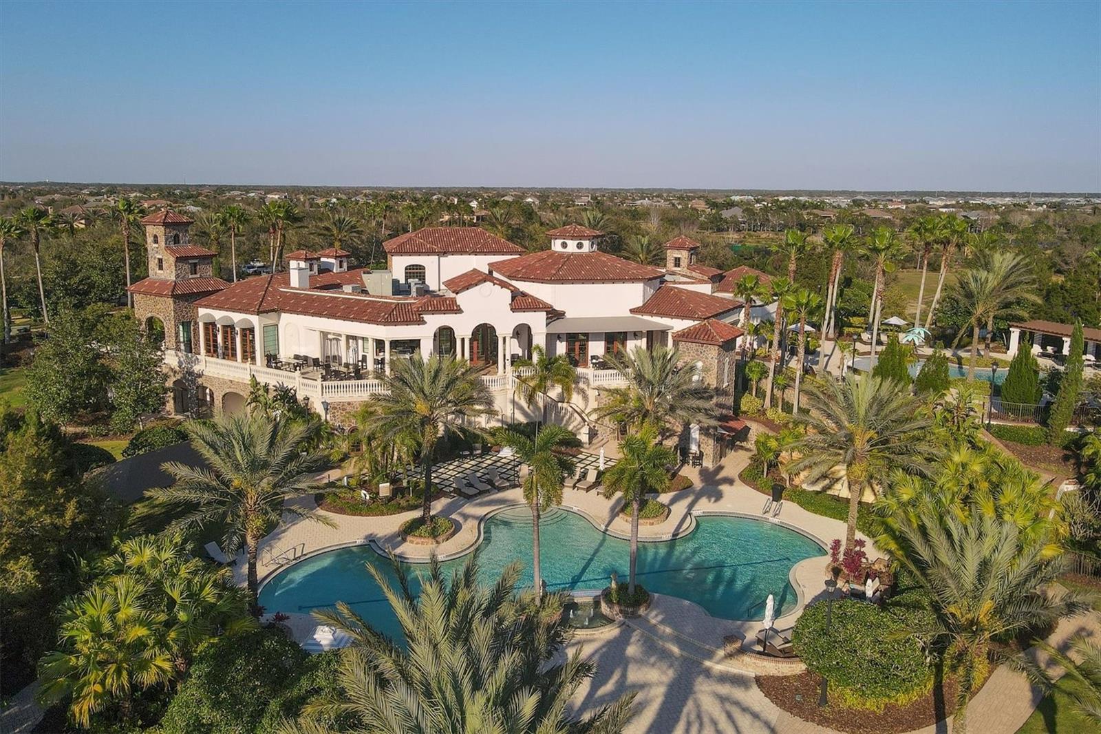 LAKE CLUB - Residential