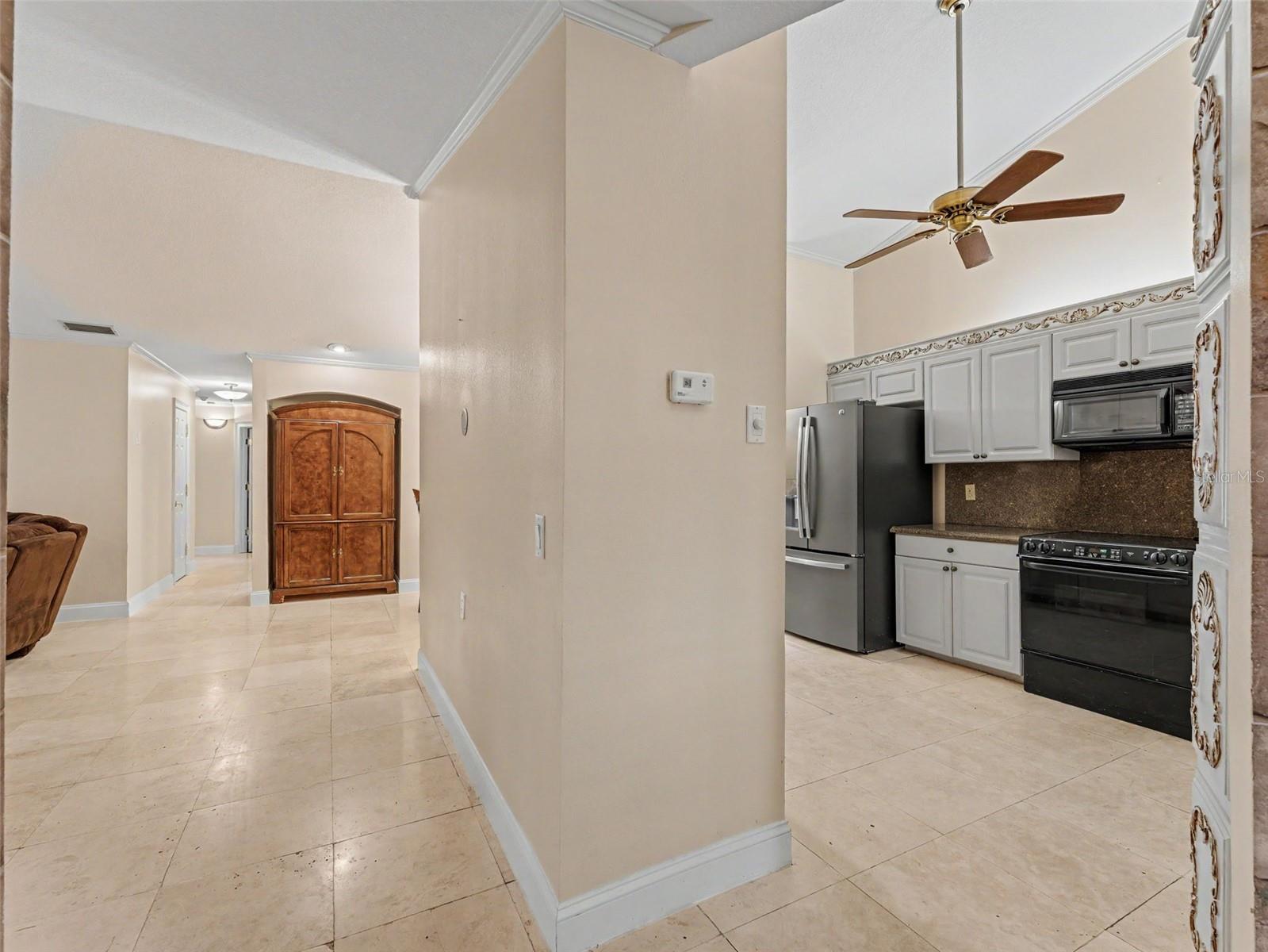 CRESCENT LAKE - Residential