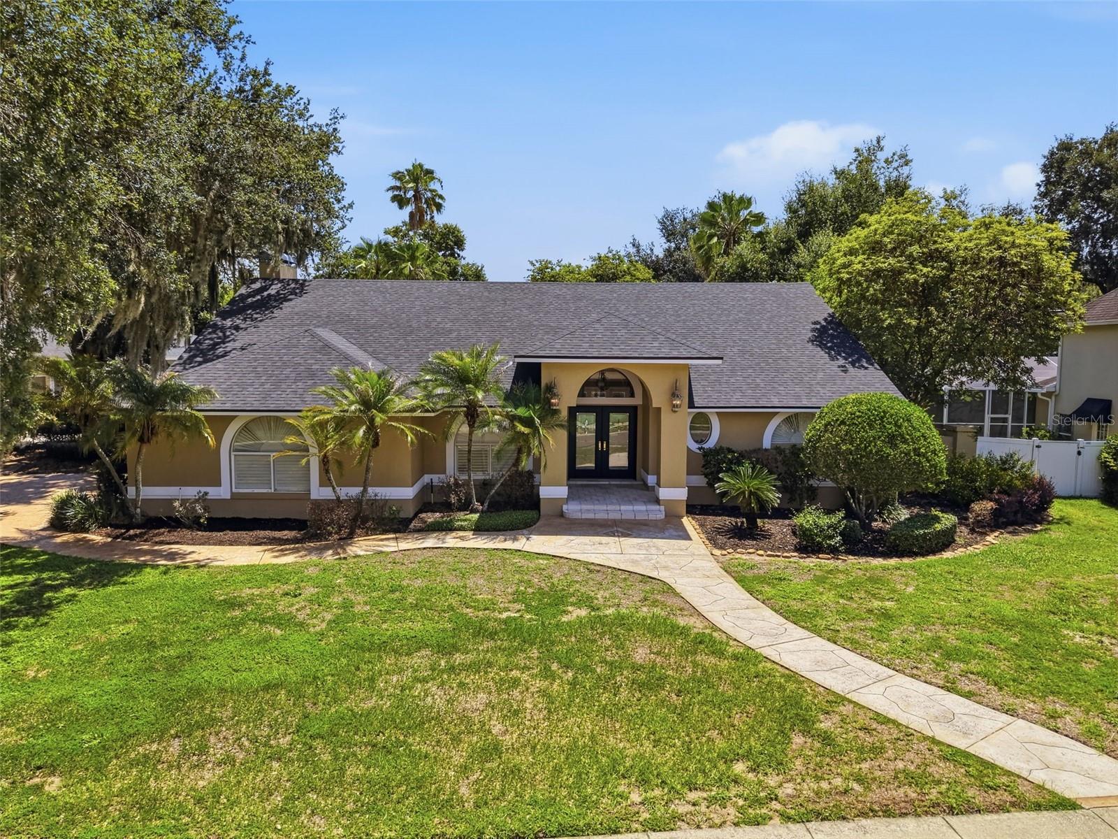 CRESCENT LAKE - Residential