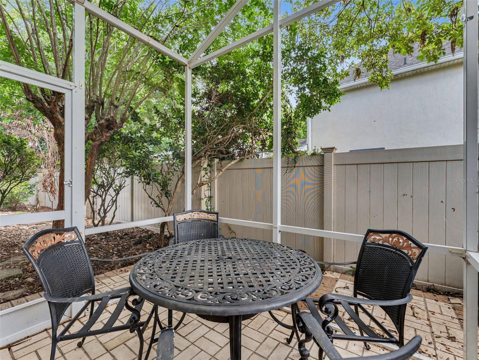 CRESCENT LAKE - Residential