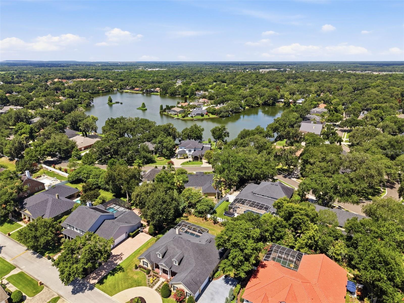 CRESCENT LAKE - Residential