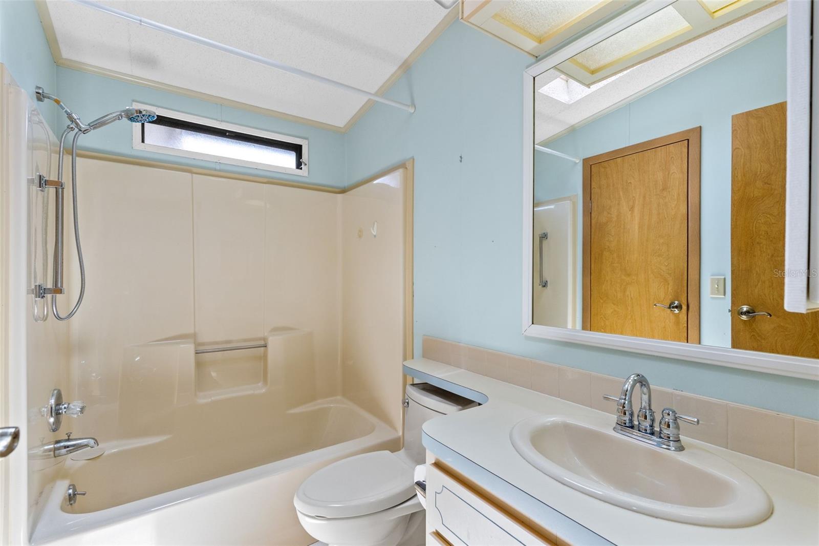 TAVARES FOX RUN MOBILE HOME - Residential