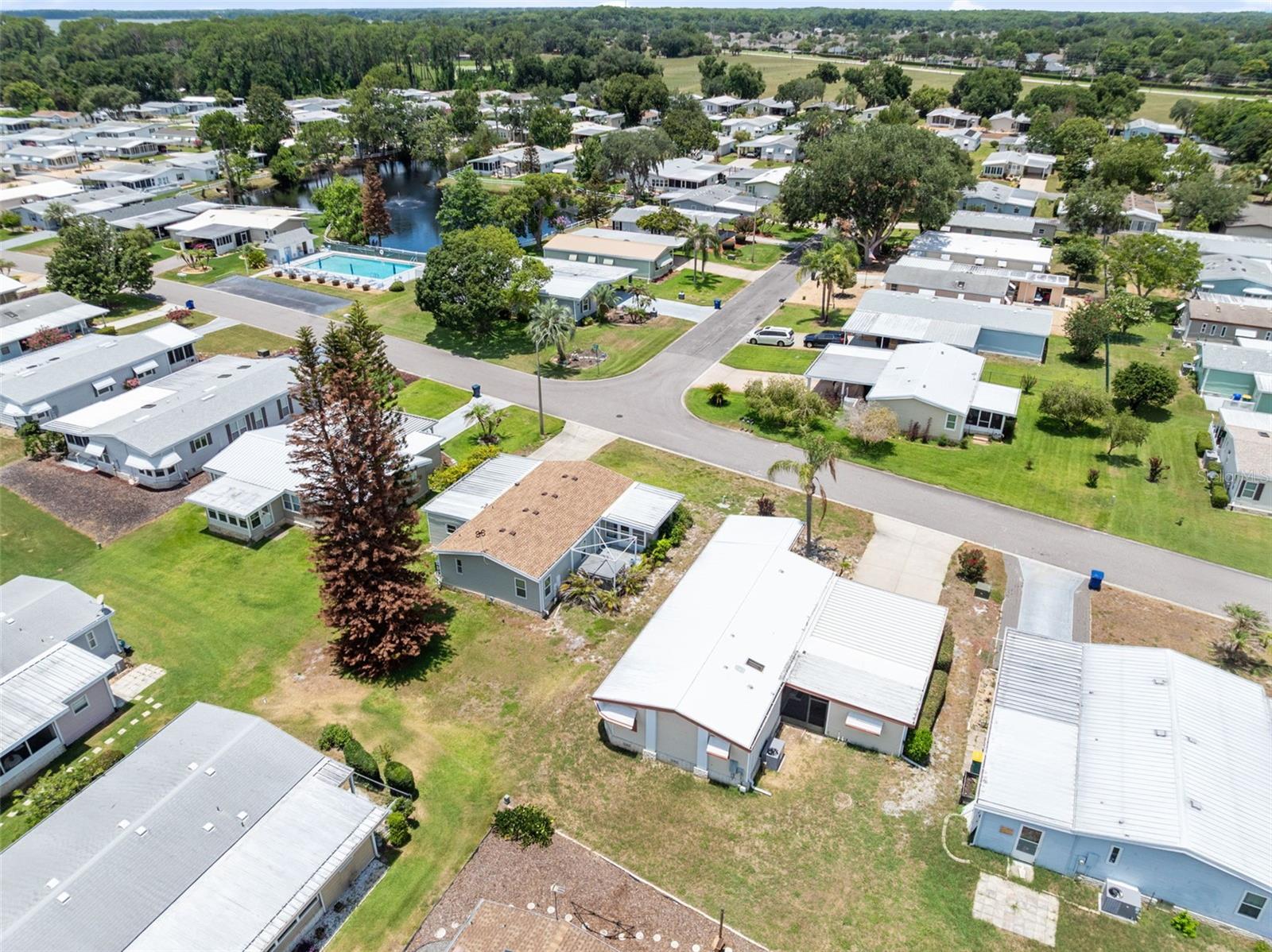 TAVARES FOX RUN MOBILE HOME - Residential
