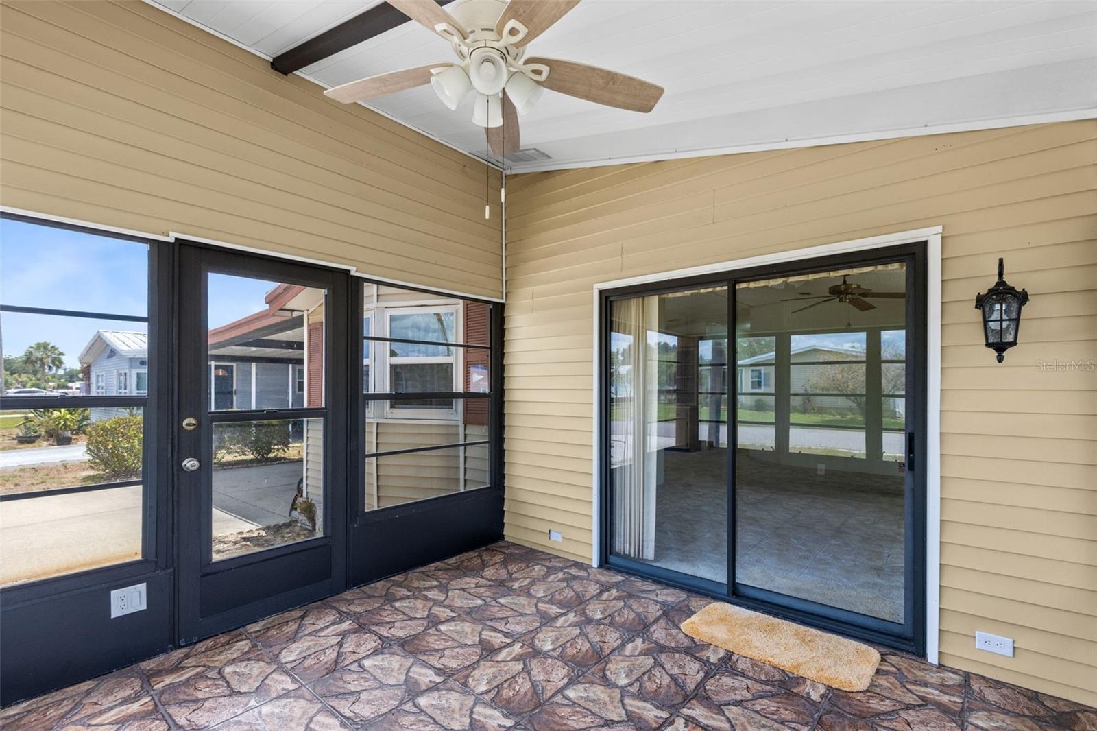 TAVARES FOX RUN MOBILE HOME - Residential