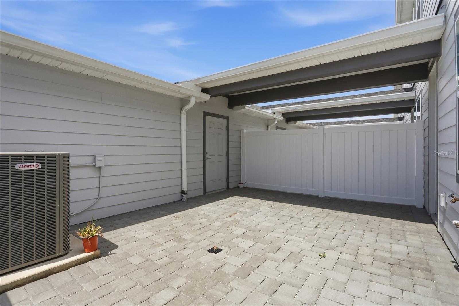 EVERBE PHASE 1A - Residential Lease