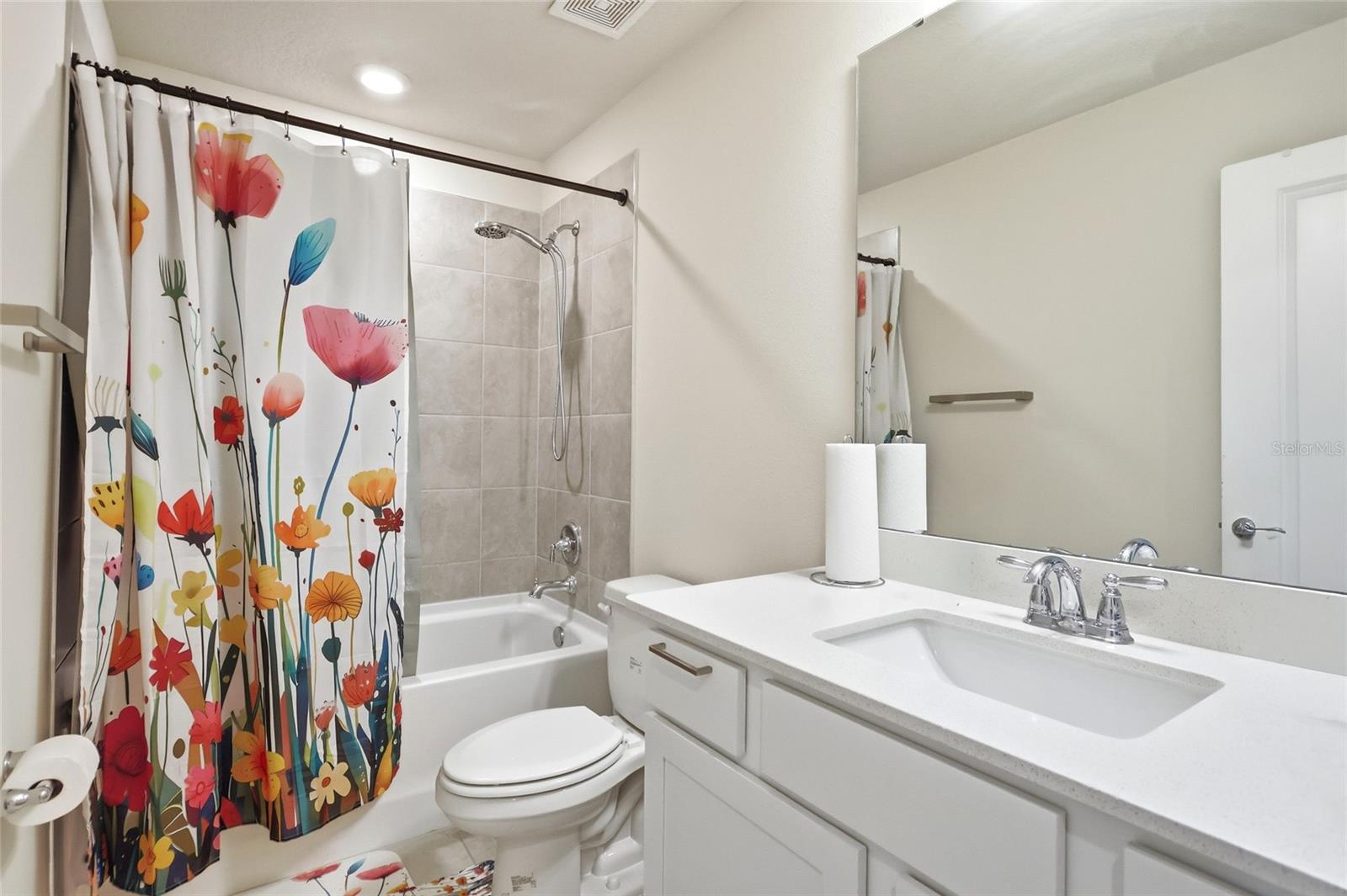EVERBE PHASE 1A - Residential Lease