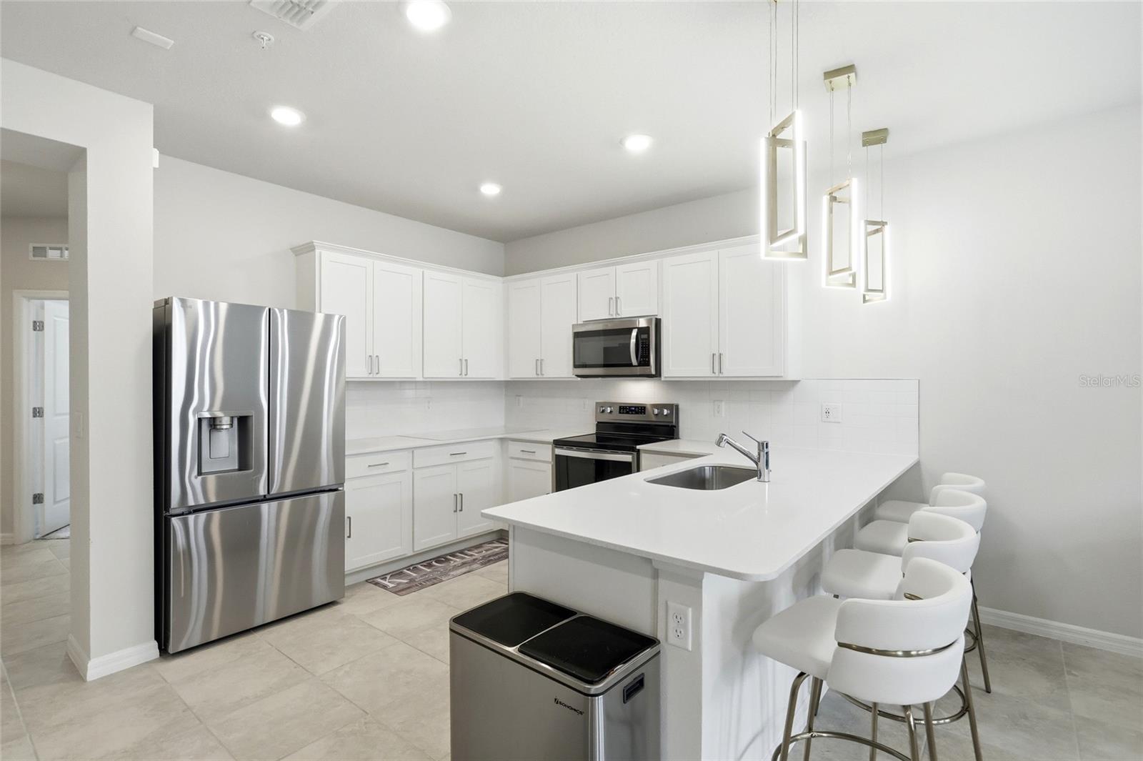 EVERBE PHASE 1A - Residential Lease