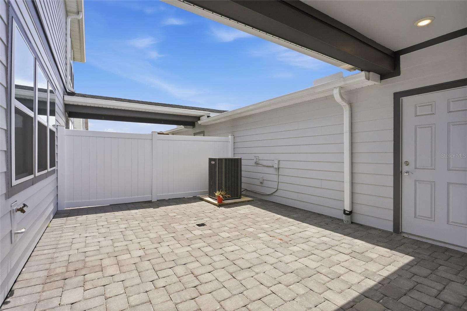 EVERBE PHASE 1A - Residential Lease