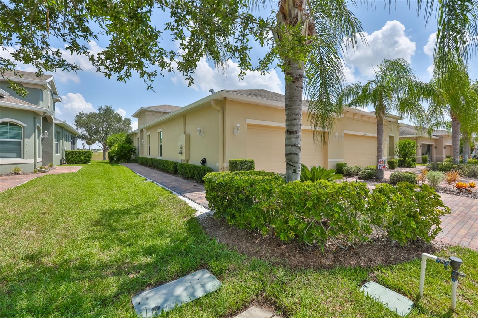 SUN CITY CENTER UNIT 274 & 2 - Residential