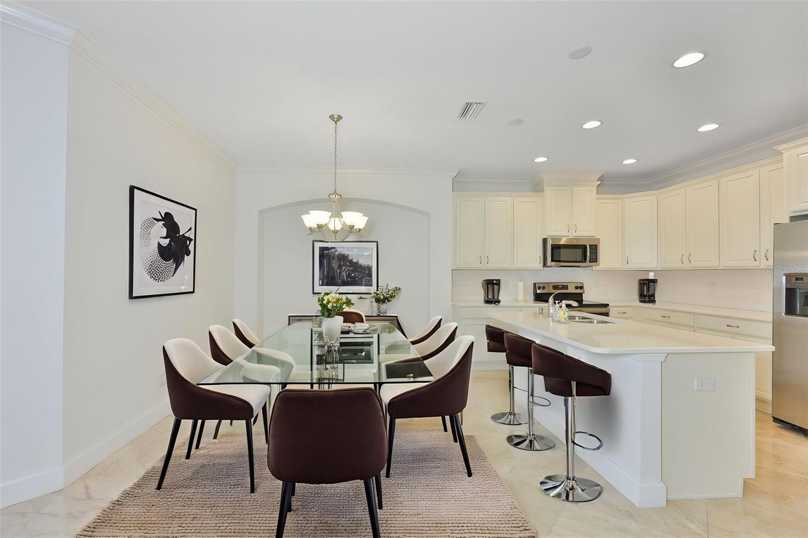 SUN CITY CENTER UNIT 274 & 2 - Residential