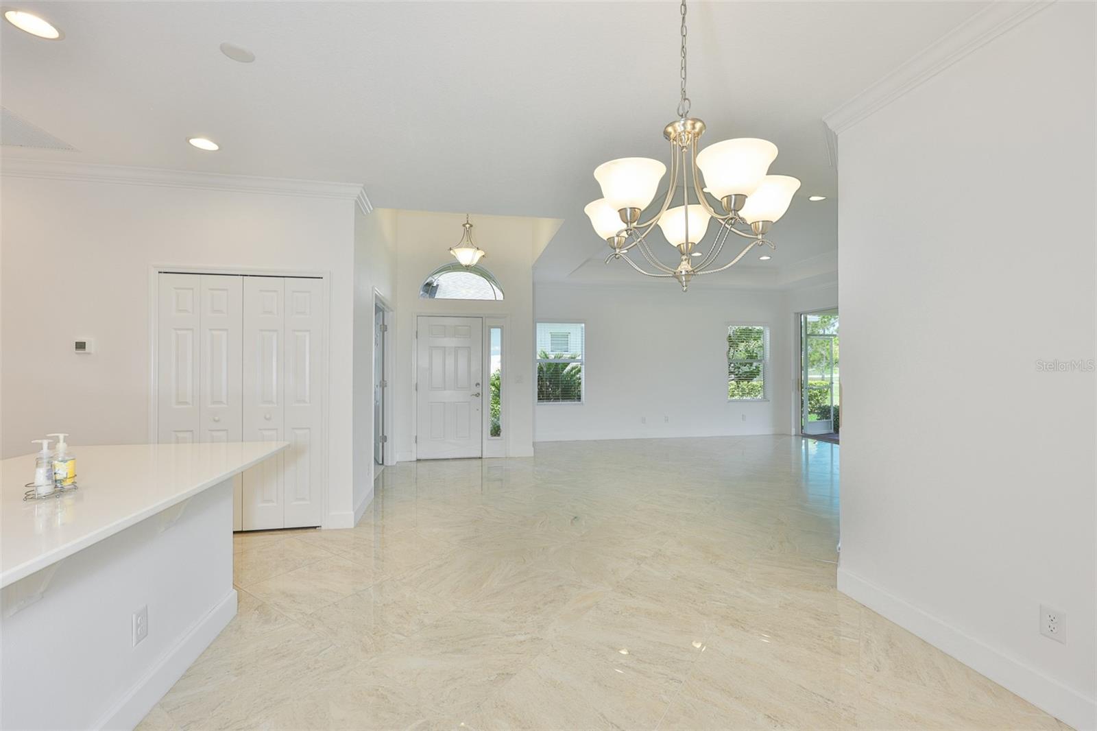 SUN CITY CENTER UNIT 274 & 2 - Residential