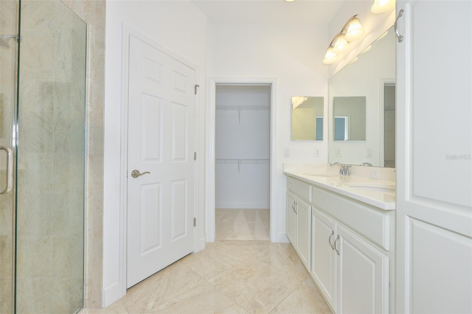 SUN CITY CENTER UNIT 274 & 2 - Residential