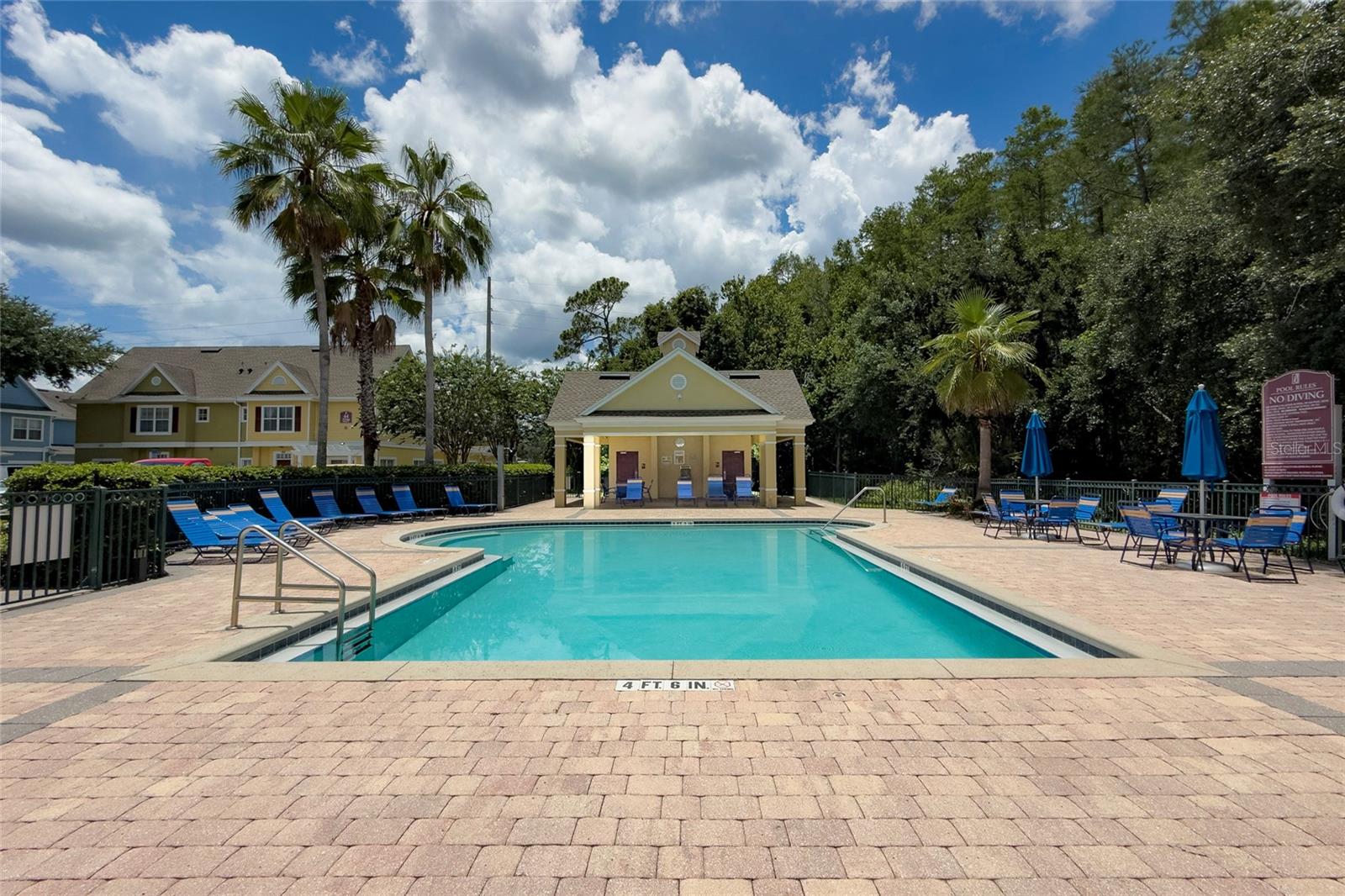 VENETIAN BAY VILLAGE CONDO PH 3 - Residential