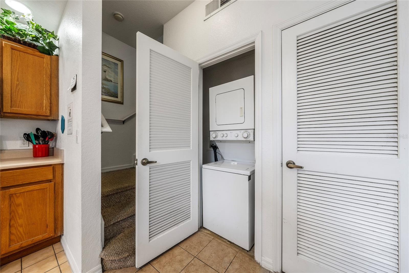 VENETIAN BAY VILLAGE CONDO PH 3 - Residential