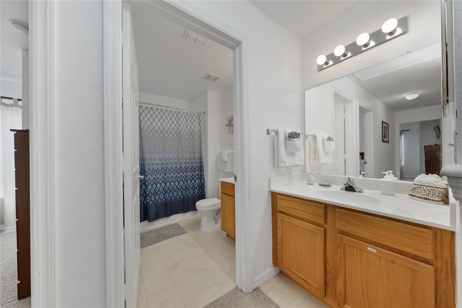 VENETIAN BAY VILLAGE CONDO PH 3 - Residential